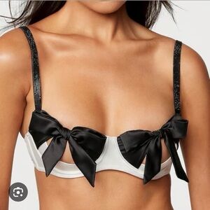 Victoria’s Secret VS Bow Bra